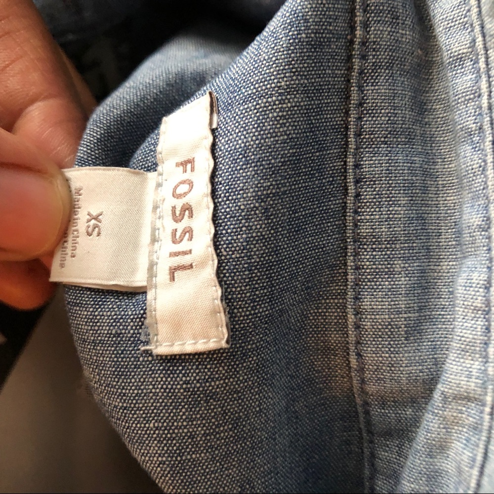 Fossil Size Xs Chambray Long Sleeves - image 7